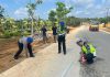 Laka Maut Sepeda Motor Jupiter Z Tabrak Truk Pengangkut Ayam di Teluk Sebong Bintan Laka Maut Sepeda Motor Jupiter Z Tabrak Truk Pengangkut Ayam di Teluk Sebong Bintan