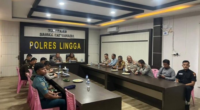 Pemkab Lingga Perkuat Sinergi Jaga Aset Publik Lewat Diskusi Pemkab Lingga Perkuat Sinergi Jaga Aset Publik Lewat Diskusi Pencegahan Kejahatan Fasilitas Umum