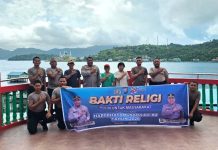 Polres Anambas Bersihkan Rumah Ibadah, Perkuat Harmoni Sambut HUT Bhayangkara ke-80 Polres Anambas Bersihkan Rumah Ibadah, Perkuat Harmoni Sambut HUT Bhayangkara ke-80