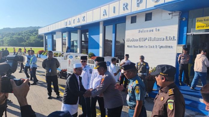 Polres Kepulauan Anambas Kerahkan 58 Personel Amankan Kunjungan Ustadz Das’ad Latif Polres Kepulauan Anambas Kerahkan 58 Personel Amankan Kunjungan Ustadz Das’ad Latif