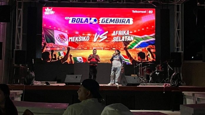 Serentak di 4 Kota, Telkomsel Hadirkan Nobar Piala Dunia di Cincai Kupi Batam Serentak di 4 Kota, Telkomsel Hadirkan Nobar Piala Dunia di Cincai Kupi Batam