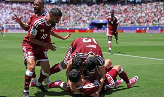 Timnas Qatar berhasil meraih poin pertamanya di Piala Dunia 2026 setelah bermain imbang 1-1 melawan Swiss Timnas Qatar berhasil meraih poin pertamanya di Piala Dunia 2026 setelah bermain imbang 1-1 melawan Swiss