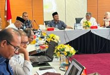 Wabup Lingga Dorong Sinkronisasi RTRW Kepri untuk Percepat Pembangunan dan Investasi Daerah Wabup Lingga Dorong Sinkronisasi RTRW Kepri untuk Percepat Pembangunan dan Investasi Daerah