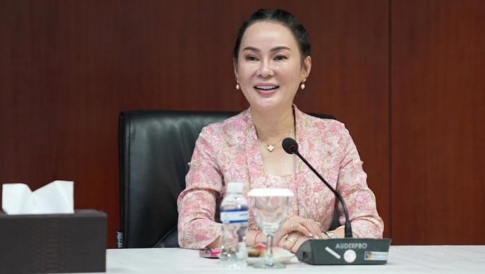 Wakil Kepala BP Batam, Li Claudia Chandra dan Firmus Technologies