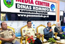 Welly-Parulian Hadirkan Bajak Gratis Pakai Sistem Digital BAGUS dan Kawal Pupuk Petani Welly-Parulian Hadirkan Bajak Gratis Pakai Sistem Digital BAGUS
