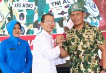 Amsakar Ucapkan Bertugas Kepada Danyonif 10 Marinir Batam Letkol Marinir Hariyono Amsakar Ucapkan Bertugas Kepada Danyonif 10 Marinir Batam Letkol Marinir Hariyono