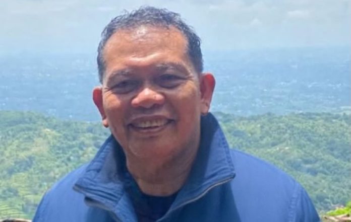 Bang Bur Buralimar, Pengamat Sepakbola di Kota Batam Bang Bur Buralimar, Pengamat Sepakbola di Kota Batam