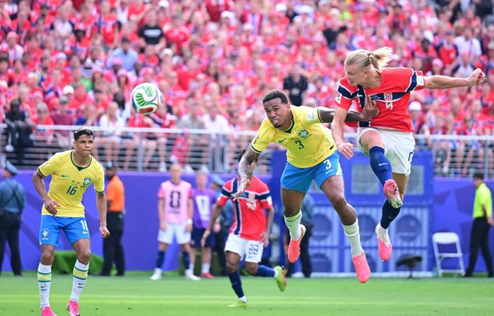Haaland Singkirkan Brasil, Norwegia Brasil harus mengubur mimpi meraih gelar Piala Dunia keenam setelah secara dramatis kalah 1-2 dari Norwegia