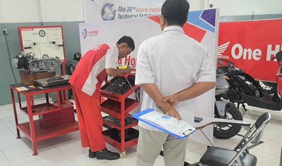 SMKN 3 Batam Juara LKS Otomotif Kepri 2026, Wakili Kepulauan Riau ke Tingkat Nasional SMKN 3 Batam Juara LKS Otomotif Kepri 2026, Wakili Kepulauan Riau ke Tingkat Nasional