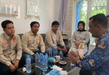Tekan PMI Non Prosedural, Pemuda Muhammadiyah Karimun Bersinergi dengan P4MI Langkah nyata peduli sesama. PD Pemuda Muhammadiyah Karimun bersinergi dengan P4MI Karimun