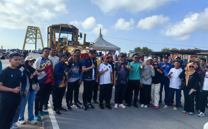 Pemerintah Kabupaten Karimun melalui Dinas Pekerjaan Umum Pemerintah Kabupaten Karimun melalui Dinas Pekerjaan Umum