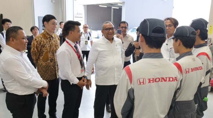 Kemnaker Petakan Kebutuhan Industri Jepang untuk Perluas Peluang Kerja bagi Tenaga Kerja Indonesia