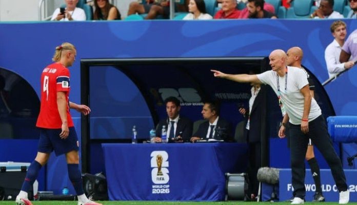 Pelatih Norwegia Stale Solbakken Nyaris Menangis dan Komentari Insiden Haaland Pelatih Norwegia Stale Solbakken Nyaris Menangis dan Komentari Insiden Haaland