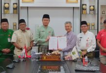 Pemko Tanjungpinang Terima Lahan dari Pengusaha Suryono Untuk Pembangunan GOR di Kota Senggarang Pemko Tanjungpinang Terima Lahan dari Pengusaha Suryono Untuk Pembangunan GOR di Kota Senggarang