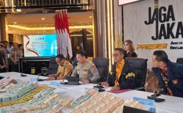 Polda Metro Jaya Belum Tetapkan Tersangka Meski Geledah 12 Lokasi dan Temukan Rp 543 Miliar Polda Metro Jaya Ungkap Hasil Geledah di Rumah Jampisus
