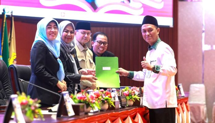 Rapat dipimpin Wakil Ketua I DPRD Kepri Dewi Kumalasari Ansar Rapat dipimpin Wakil Ketua I DPRD Kepri Dewi Kumalasari Ansar