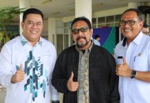 Sekda Bintan Sambut Kedatangan Komisi VII DPR RI di Bandara Raja Haji Fisabilillah Sekda Bintan Sambut Kedatangan Komisi VII DPR RI di Bandara Raja Haji Fisabilillah
