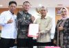 Wakil Bupati Anambas Hadiri Finalisasi Sinkronisasi RTRW Kepri dan Kabupaten Wakil Bupati Anambas Hadiri Finalisasi Sinkronisasi RTRW Kepri dan Kabupaten