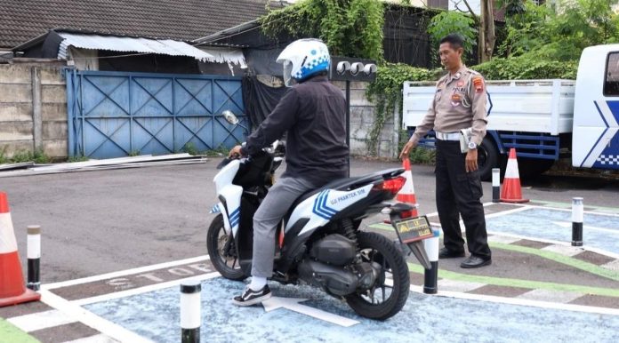 Alasan MK Tolak Gugatan Aturan SIM Telat Diperpanjang Harus Bikin Baru