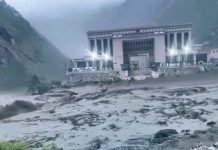 Korban Sementara Banjir Nepal di Perbatasan Tibet Tewas 98 Orang dan 384 Hilang Banjir di Perbatasan Nepal China