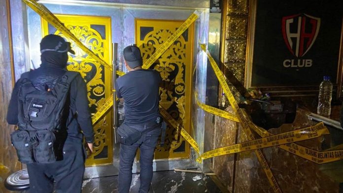 Rangkuman (1) Kasus Bareskrim Gerebek HH Club Planet 3.0 Batam, 32 Orang Diamankan Terkait Dugaan Narkoba