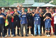 Bupati Aneng dan Ketua DPRD Tutup Turnamen Sepak Bola HUT ke 24 Karang Taruna Desa Air Asuk Bupati Kepulauan Anambas Aneng resmi menutup Turnamen Sepak Bola