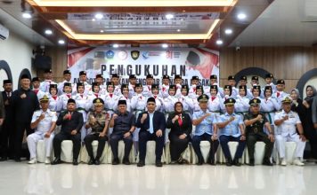 Bupati Roby Kurniawan Kukuhkan 33 Anggota Paskibraka Bintan Tahun 2026 Bupati Roby Kurniawan Kukuhkan 33 Anggota Paskibraka Bintan Tahun 2026