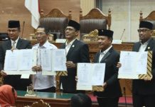 DPRD Batam Sepakati KUA/PPAS APBD 2027 dan Perubahan KUA/PPAS APBD 2026 DPRD Batam Sepakati KUA/PPAS APBD 2027 dan Perubahan KUA/PPAS APBD 2026