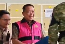 Video Mantan Jampidsus Febrie Adriansyah Baju Rompi Digiring di Kantor Kejaksaan Agung Jampidsus Febrie Adriansyah