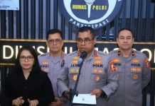 Kapolri Mutasi 424 Pati dan Pamen, Sejumlah Jabatan Strategis Berganti Kadiv Humas Polri Irjen Pol. Johnny Eddizon Isir