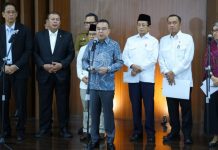 DPR dan Pemerintah Sepakati Status Guru PPPK Berpeluang Jadi PNS Dibuka 2027 status guru PPPK telah memasuki tahap finalisasi