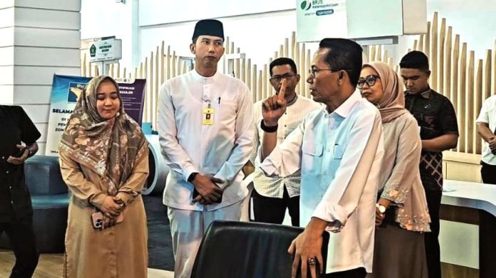 PTSP BP Batam Tingkatkan Kualitas Standar Pelayanan Publik dan Buka Pengaduan PTSP BP Batam Tingkatkan Kualitas Standar Pelayanan Publik dan Buka Pengaduan