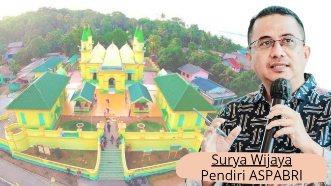 Paket Wisata Sejarah ke Pulau Penyengat Jadi Magnet Turis Malaysia Paket Wisata Sejarah ke Pulau Penyengat Jadi Magnet Turis Malaysia