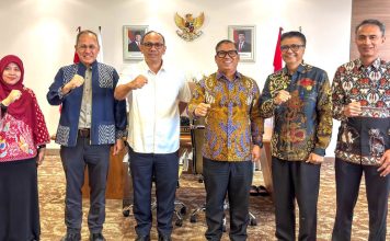 Pemprov Kepri dan KomDigi Percepat Penuntasan Blank Spot, Enam BTS Baru Dibangun di Perbatasan Pemprov Kepri dan KomDigi Percepat Penuntasan Blank Spot, Enam BTS Baru Dibangun di Perbatasan