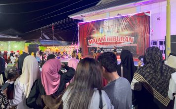 Sinyal Telkomsel Lumpuh saat Pentas Seni HUT RI ke-81 di Jemaja, Warga Kecewa dan Membubarkan Diri Pentas Seni HUT RI ke-81 di Jemaja