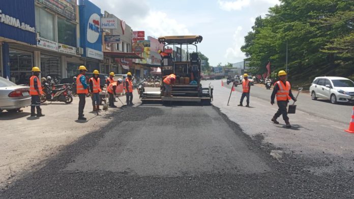 Perbaikan 12 Titik Jalan Rampung, BP Batam Terus