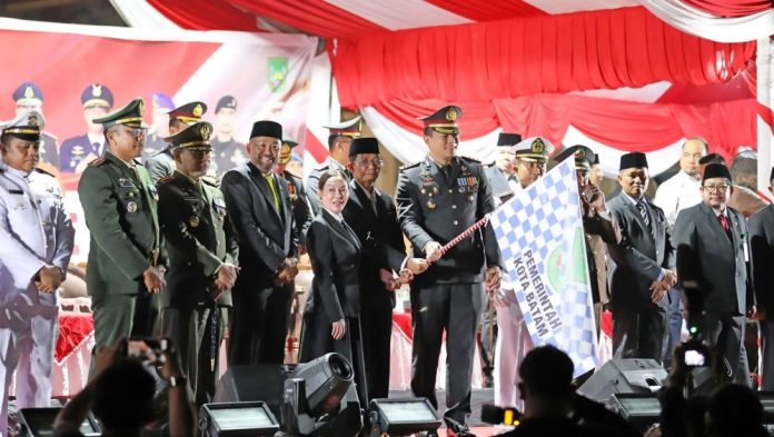Semangat Perjuangan Membara dalam Pawai Obor HUT ke-81 RI di Batam