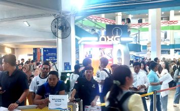 Suasana Terminal Ferry Macam Pasar, Wisman Membeludak di Akhir Pekan ke Batam Suasana Terminal Ferry Macam Pasar, Wisman Membeludak di Akhir Pekan ke Batam