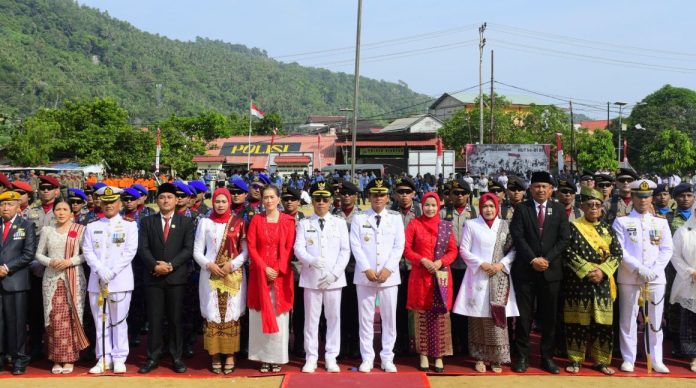 Upacara HUT ke-81 RI 2026 Kabupaten Anambas Digelar di Lapangan Sulaiman Abdullah Kecamatan Siantan Upacara HUT ke-81 RI 2026 Kabupaten Anambas Digelar di Lapangan Sulaiman Abdullah Kecamatan Siantan