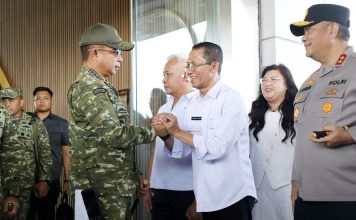 Wali Kota Batam Sambut Kunjungan Panglima TNI Agus Subiyanto sebelum Bertolak ke Lingga Wali Kota Batam Sambut Kunjungan Panglima TNI Agus Subiyanto sebelum Bertolak ke Lingga