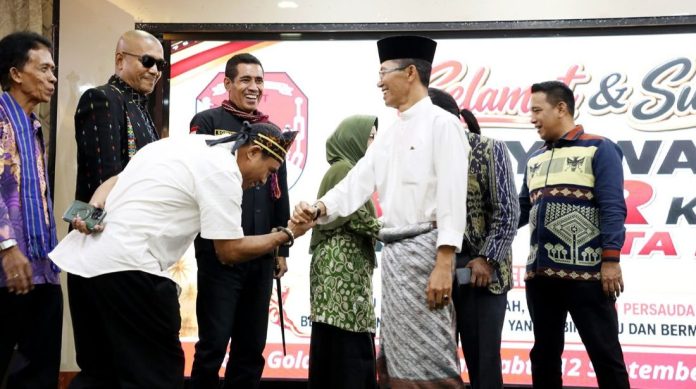 Amsakar Ajak Warga NTT Jadikan Keberagaman sebagai Kekuatan Batam Amsakar Ajak Warga NTT Jadikan Keberagaman sebagai Kekuatan Batam