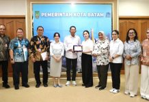 Amsakar-Li Claudia Paparkan Strategi Investasi dan Infrastruktur Batam kepada DPRD Tangerang Selatan Amsakar-Li Claudia Paparkan Strategi Investasi dan Infrastruktur Batam kepada DPRD Tangerang Selatan