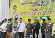 Hadiri Maulid Nabi Bersama Warga Bawean, Gubernur Ansar Teringat Sejarah Perjanjian Hudaibiyah Gubernur Kepulauan Riau H. Ansar Ahmad menghadiri Perkumpulan Kekerabatan Masyarakat Bawean