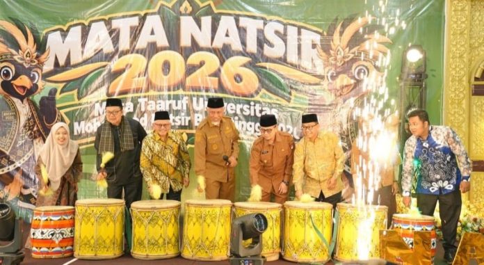 Gubernur Mahyeldi Hadiri Mata Natsir 2026 di Universitas Mohammad Natsir Bukittinggi