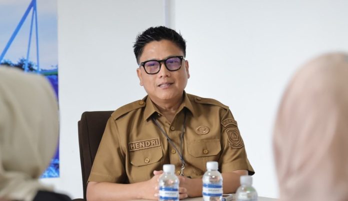 Kepala Dinas Komunikasi dan Informatika (Kominfo), Hendri Kurniadi