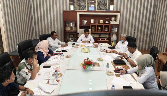 Siska Naritasari resmi ditetapkan sebagai Direktur Utama PT BPR Tuah Karimun Siska Naritasari resmi ditetapkan sebagai Direktur Utama PT BPR Tuah Karimun