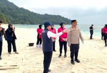 220 Tukik Kembali ke Laut, Polres dan Bhayangkari Anambas Ajak Masyarakat Lindungi Penyu