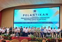 Ketum PWI Pusat Nyatakan Dualisme PWI Kepri Selesai, Saibansah Dardani Resmi Pimpin hingga 2028 Ketum PWI Pusat Nyata Dualisme PWI Kepri Selesai