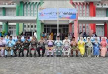 Pimpin Upacara Hari Jadi ke-24 Provinsi Kepulauan Riau, Aneng Bacakan Pidato Gubernur Pimpin Upacara Hari Jadi ke-24 Provinsi Kepulauan Riau, Aneng Bacakan Pidato Gubernur
