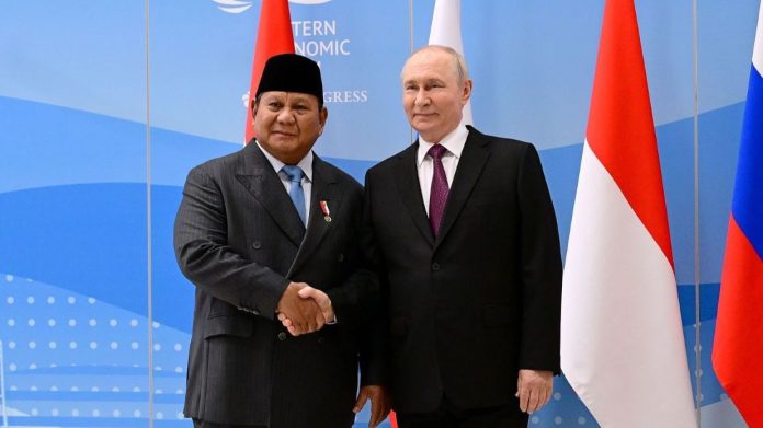 Pesiden Federasi Rusia Vladimir Putin menyebut Indonesia sebagai salah satu mitra kunci Rusia